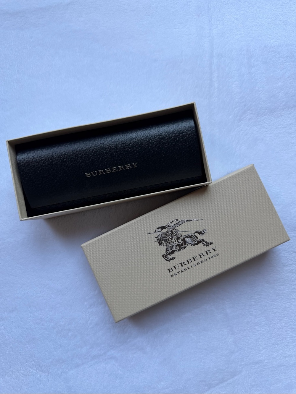 BRAND NEW: Burberry Unisex Sunglasses
